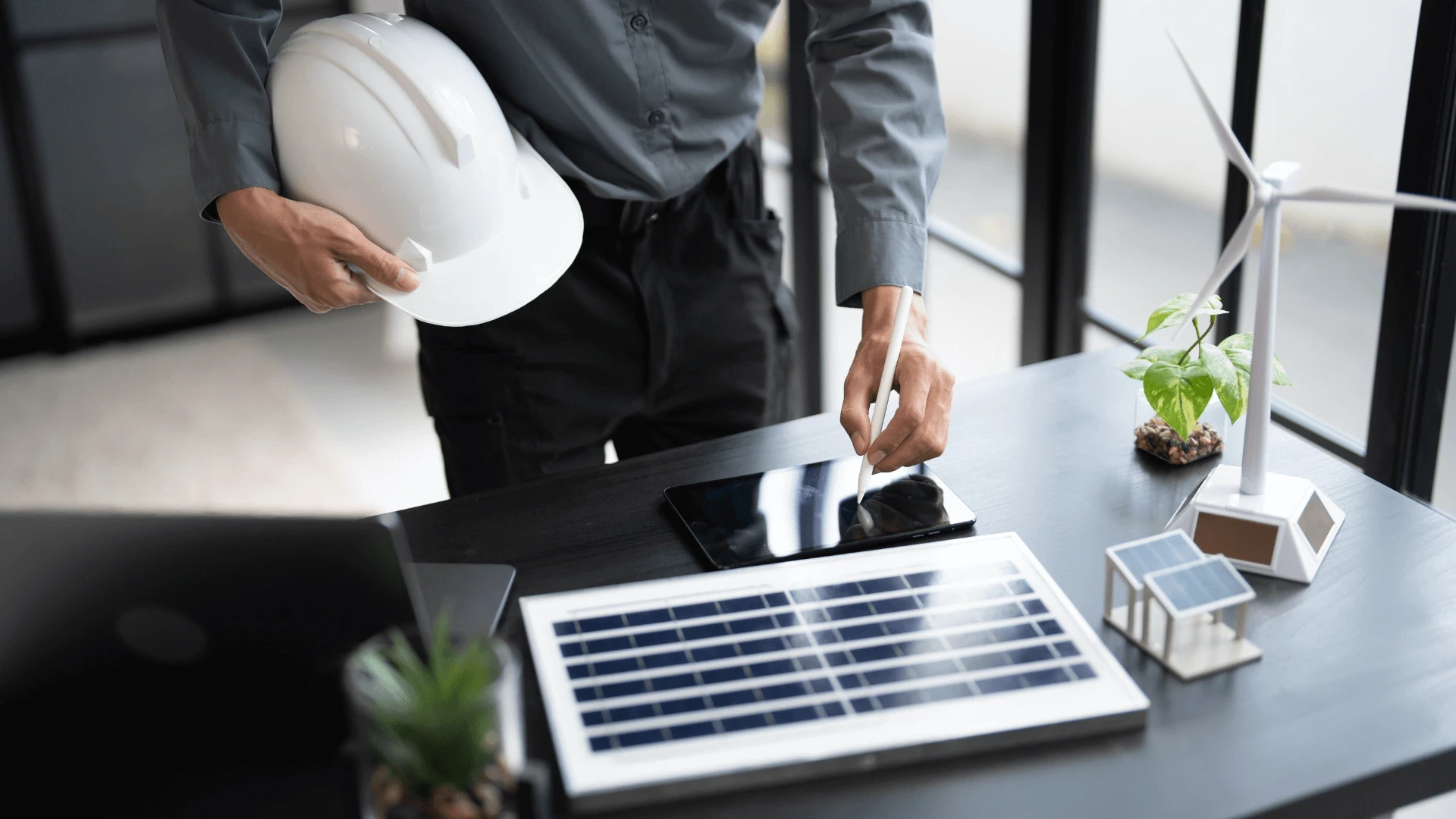 Solar power outpaces wind power for energy generation in 2025